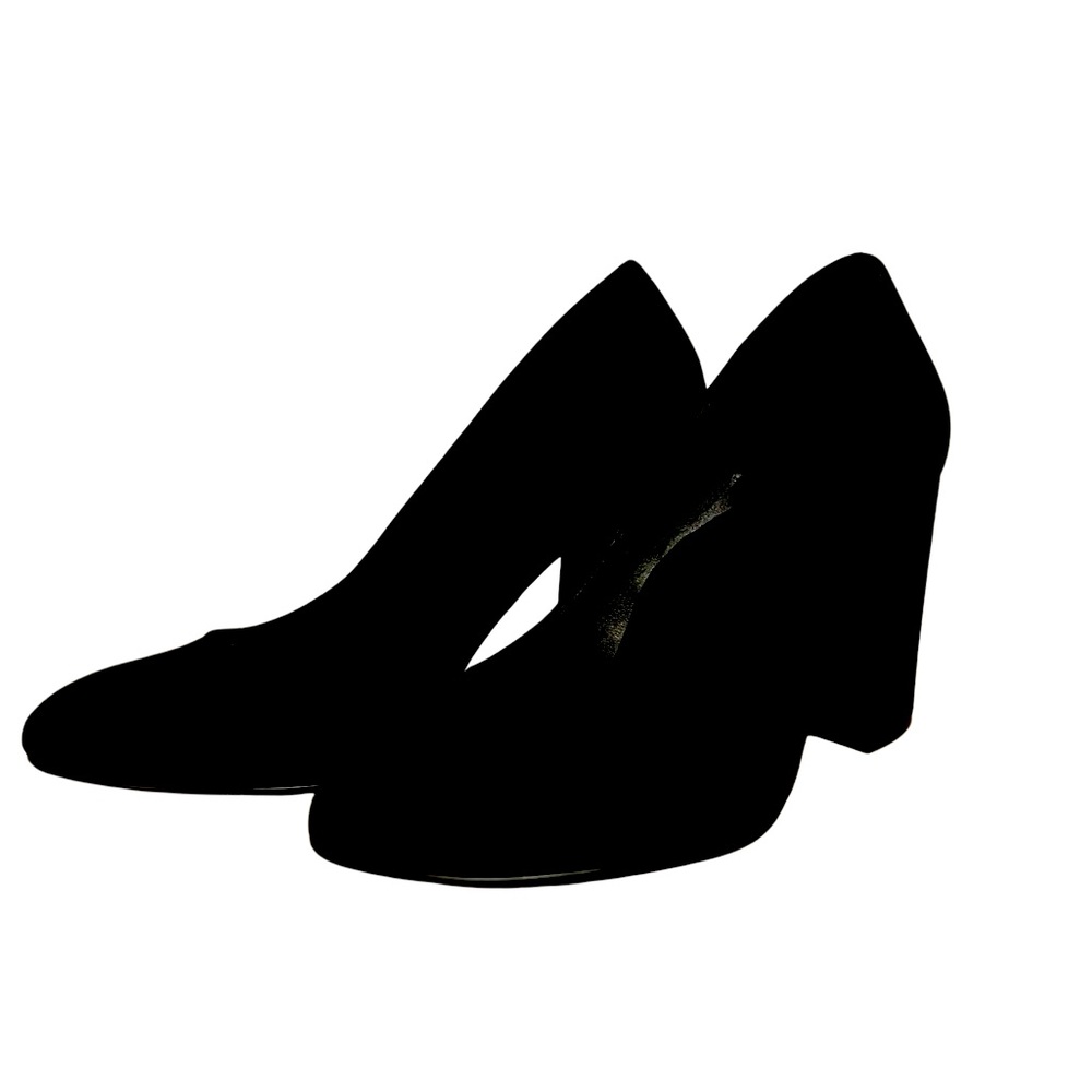 Daphne Block Heel Pump EUC